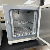 Thermo HERAtherm Lab Oven image 0